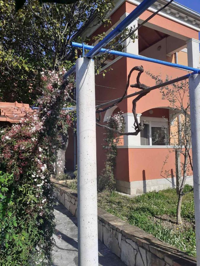 Apartments Rolovina Tivat Bagian luar foto