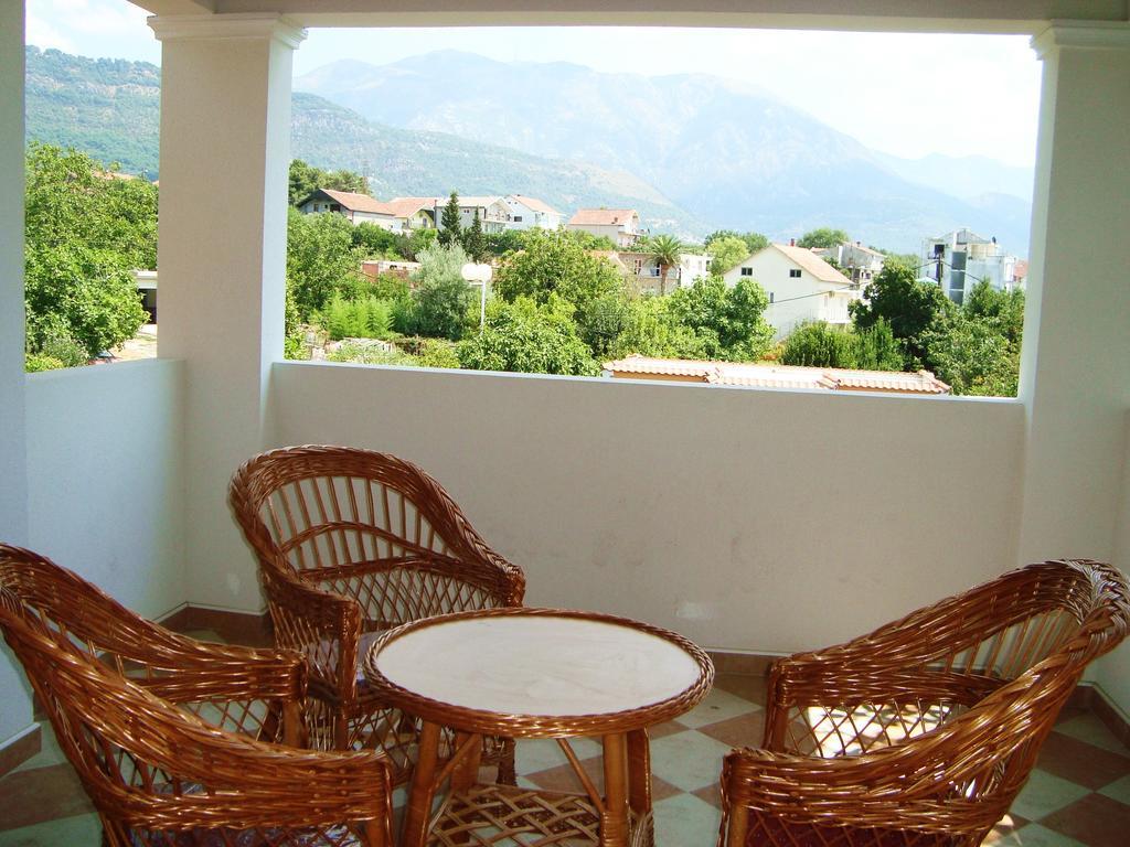 Apartments Rolovina Tivat Ruang foto