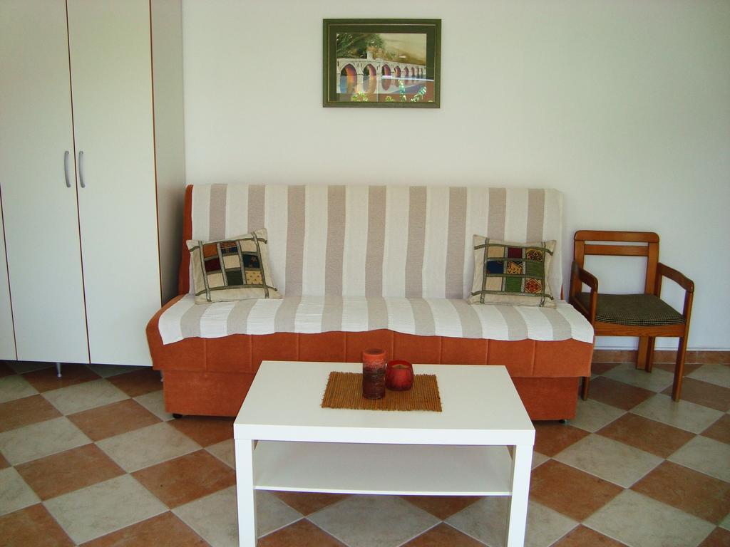 Apartments Rolovina Tivat Ruang foto