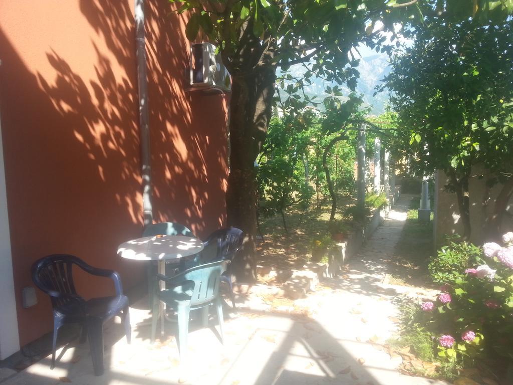 Apartments Rolovina Tivat Ruang foto