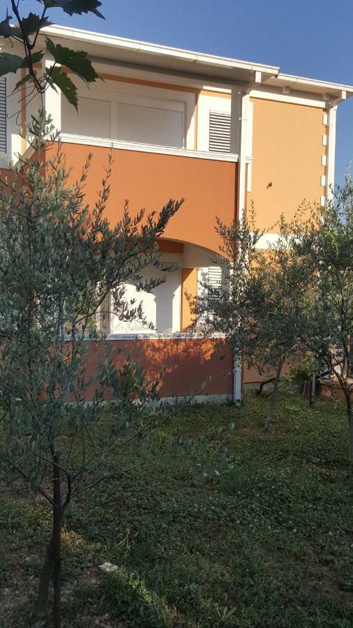 Apartments Rolovina Tivat Bagian luar foto